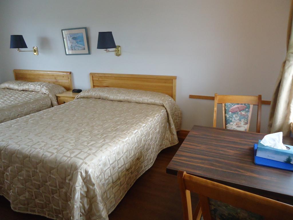 Chéticamp Ocean View Motel And Chalets الغرفة الصورة