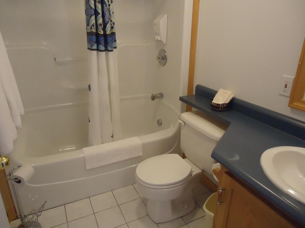 Chéticamp Ocean View Motel And Chalets الغرفة الصورة